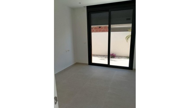 Nouvelle construction - Villas
 - Pilar de la Horadada - Roda Golf