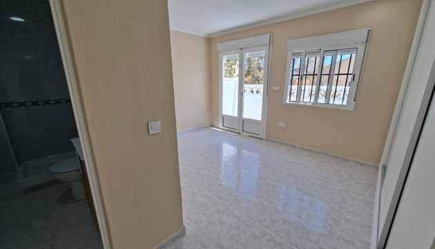 Venta - Bungalow - San Fulgencio
