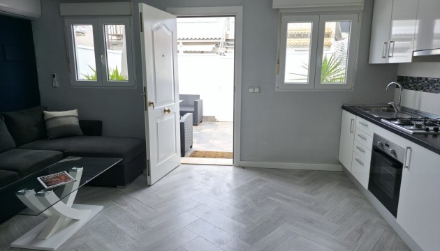 Sale - Townhouse - La Torreta - Torrevieja