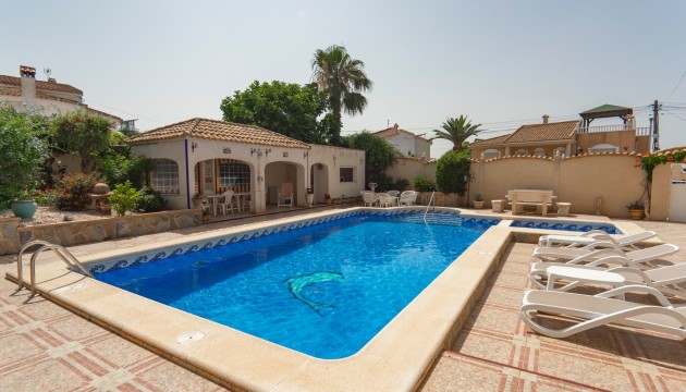Venta - Villas
 - Ciudad Quesada - Campo De Golf La Marquesa