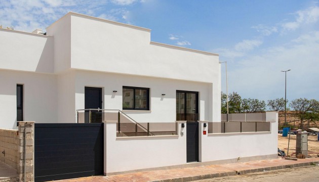 Nueva construcción  - Villas
 - Sucina