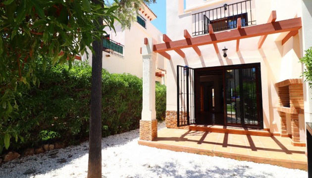 Sale - Semi-Detached Villa - Algorfa - La Finca Golf