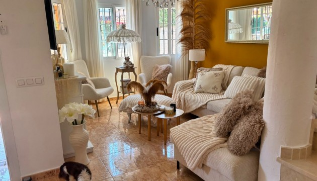 Sale - Villas - El Raso - Guardamar del Segura