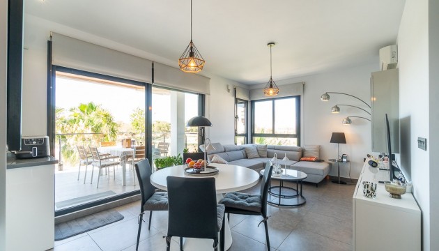 Sale - Apartment - Villamartin - La fuente