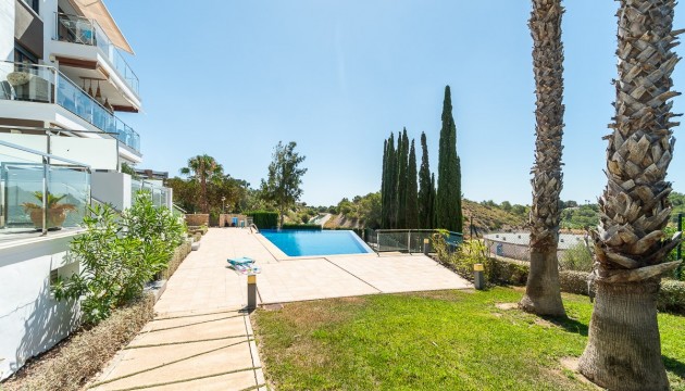 Sale - Apartment - Villamartin - La fuente