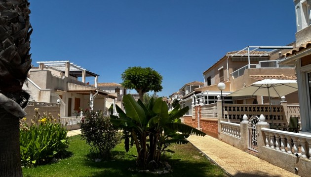 Sale - Villas - Playa Flamenca - Orihuela Costa