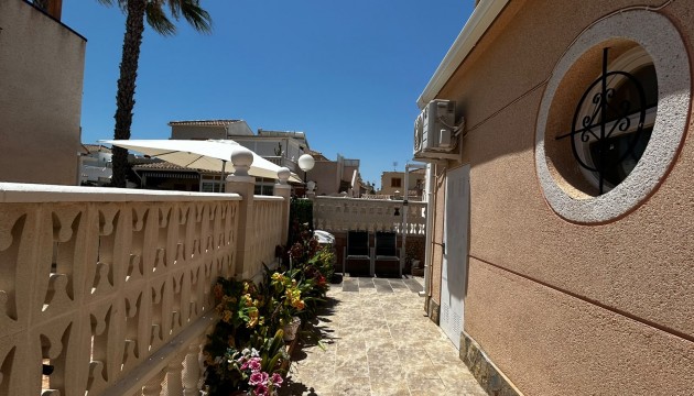 Sale - Villas - Playa Flamenca - Orihuela Costa