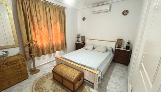 Resale - Villen
 - Ciudad Quesada - La Marquesa Golf
