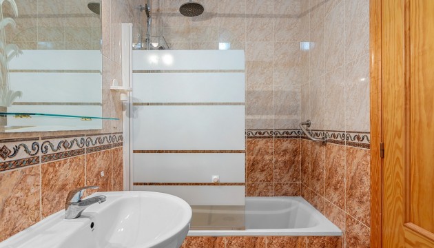 Sale - Apartment - Torrevieja - La Mata