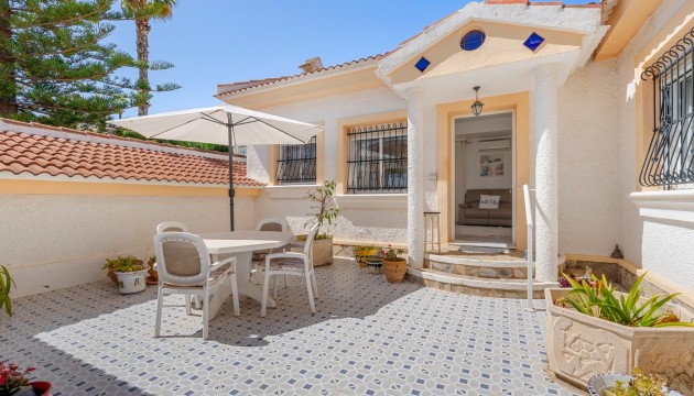 Resale - Villen
 - Ciudad Quesada - La Marquesa Golf