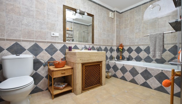 Resale - Villen
 - Algorfa - Montemar