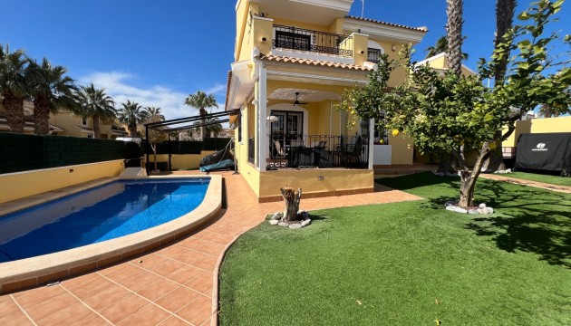 Sale - Villas - Orihuela Costa - Los Dolses