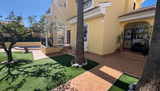Sale - Villas - Orihuela Costa - Los Dolses