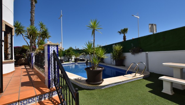 Revente - Villa's
 - Algorfa - La Finca Golf Resort