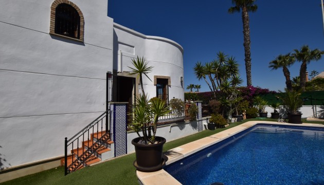 Revente - Villa's
 - Algorfa - La Finca Golf Resort