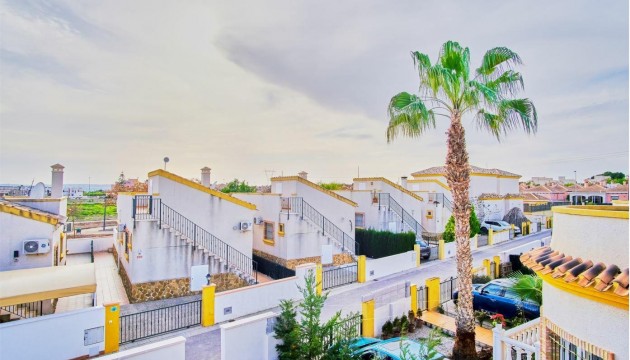 Sale - Villas - Los Montesinos - La Herrada