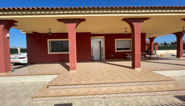 Sale - Villas - Albatera