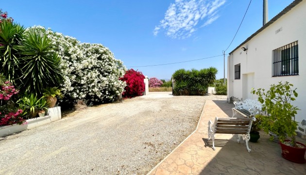 Venta - Villas
 - Daya Nueva