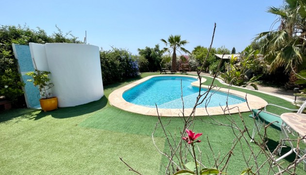 Venta - Villas
 - Daya Nueva
