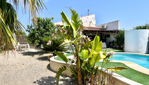 Venta - Villas
 - Daya Nueva