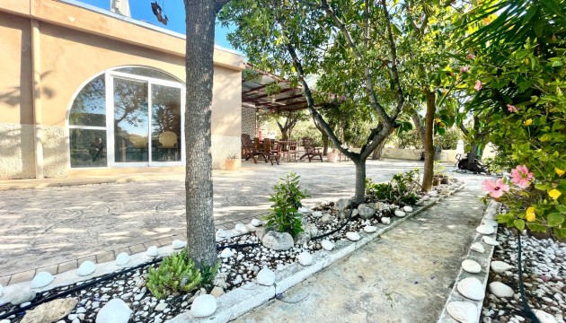 Sale - Villas - Crevillente