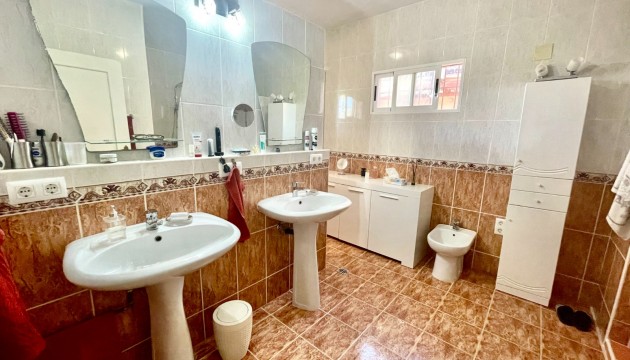 Sale - Villas - Crevillente