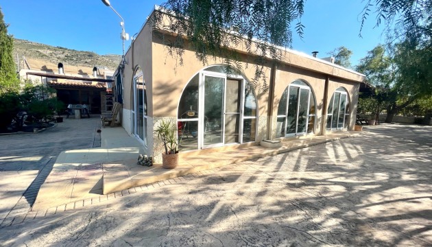 Sale - Villas - Crevillente