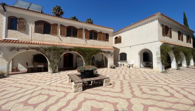 Revente - Villa's
 - Elda