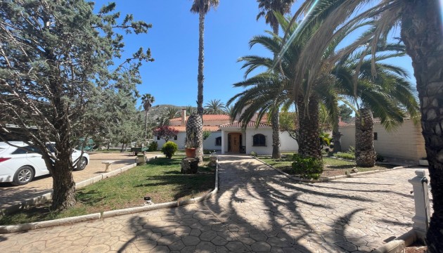 Revente - Villa's
 - Elda
