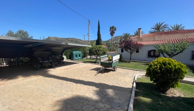 Revente - Villa's
 - Elda