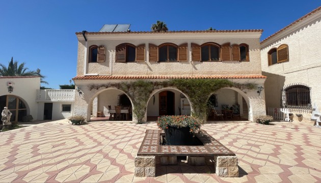 Revente - Villa's
 - Elda