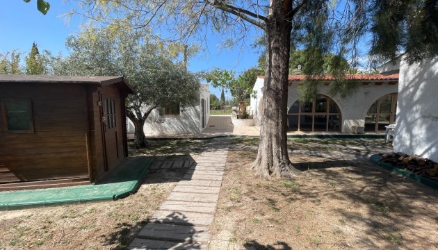 Revente - Villa's
 - Elda