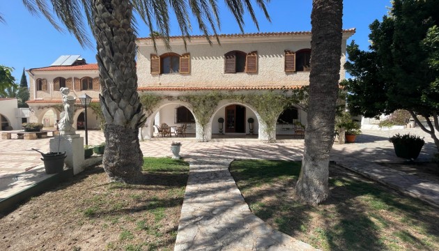 Revente - Villa's
 - Elda