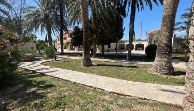 Revente - Villa's
 - Elda