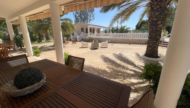 Revente - Villa's
 - Elda