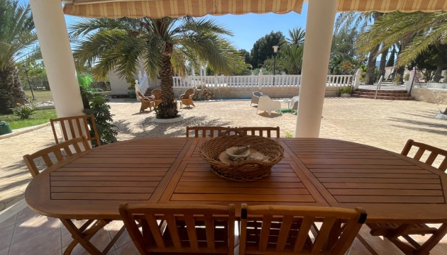 Revente - Villa's
 - Elda