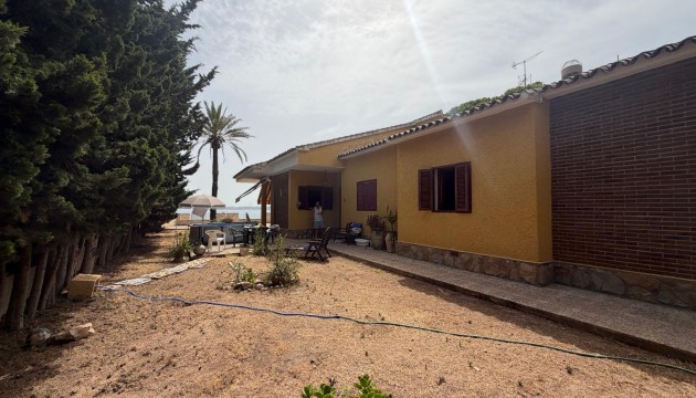Resale - Villen
 - Cabo Roig - Orihuela Costa