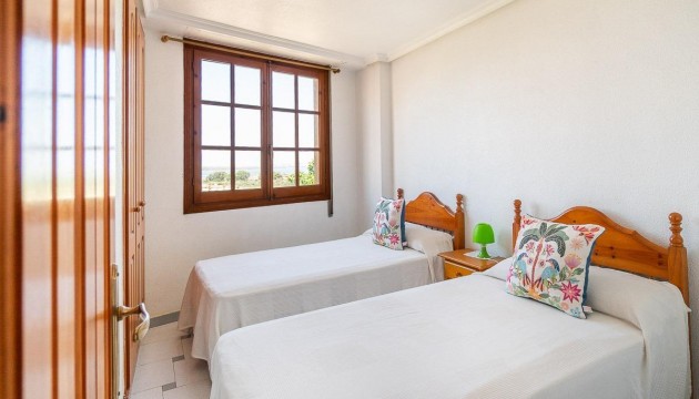 Sale - Apartment - Torrevieja - La Mata pueblo
