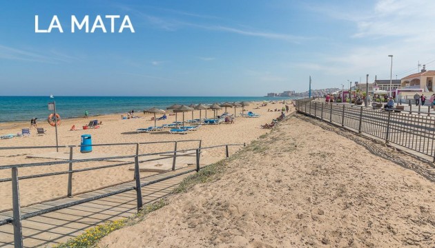 Sale - Apartment - Torrevieja - La Mata pueblo