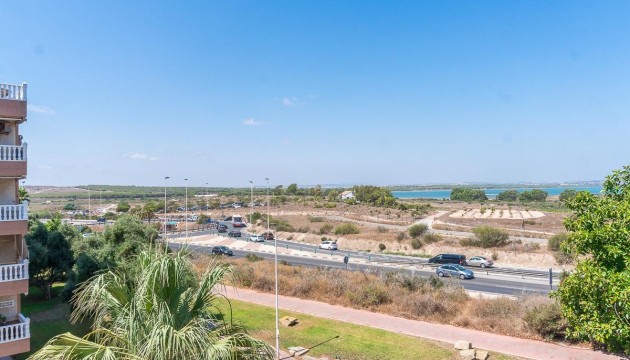 Sale - Apartment - Torrevieja - La Mata pueblo