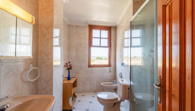 Sale - Apartment - Torrevieja - La Mata pueblo
