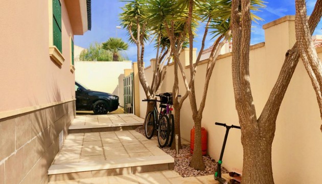 Sale - Villas - Ciudad Quesada - La Fiesta