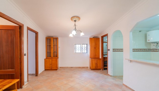 Sale - Villas - Torrevieja - Los altos