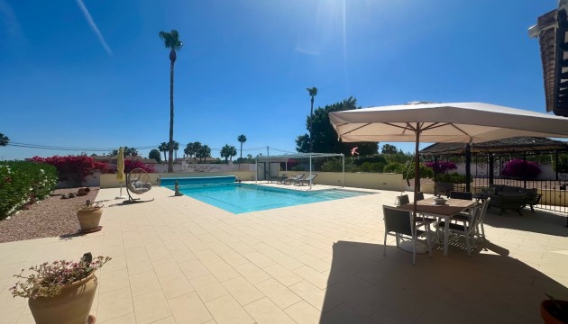 Revente - Villa's
 - Catral