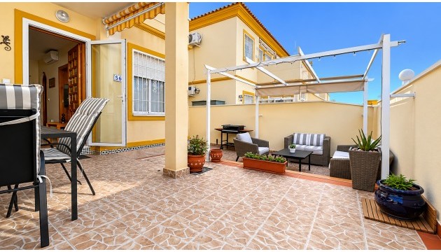 Sale - Townhouse - Orihuela Costa - Playa Flamenca