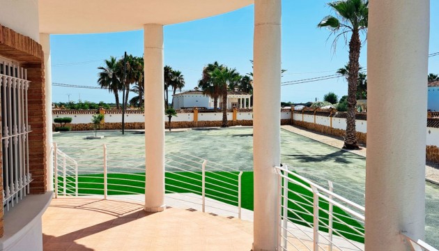 Revente - Villa's
 - Catral