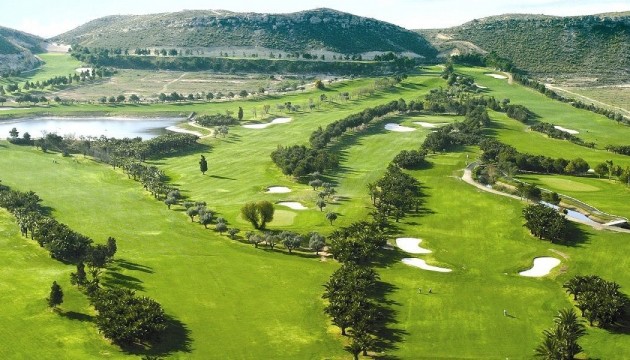 New Build - Villen
 - Banos Y Mendigo - Altaona Golf