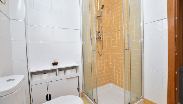 Resale - Villen
 - Algorfa - La Finca Golf Resort