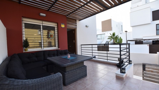 Resale - Villen
 - Algorfa - La Finca Golf Resort