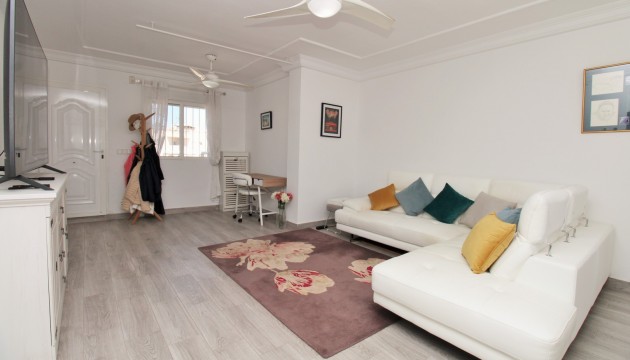 Resale - Wohnung - Villamartin - Las Violetas